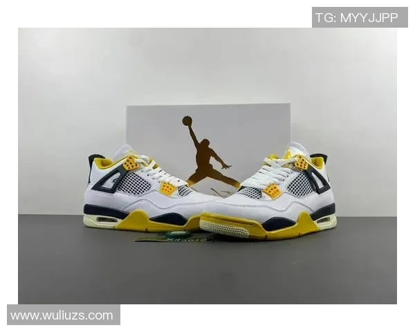 aj4联名足球明星引领潮流新风尚探索运动与时尚的完美结合