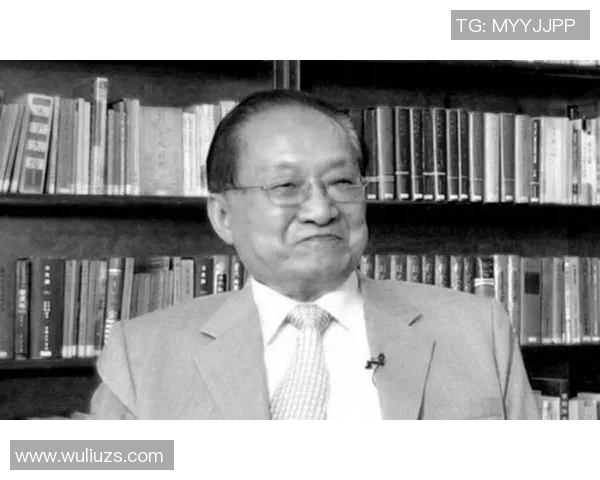 足球巨星金庸的传奇人生与成就全解析